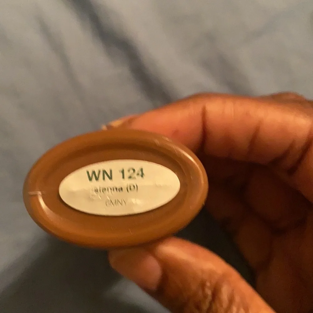 Even Better Makeup Broad Spectrum SPF 15 Foundation WN 124 sienna